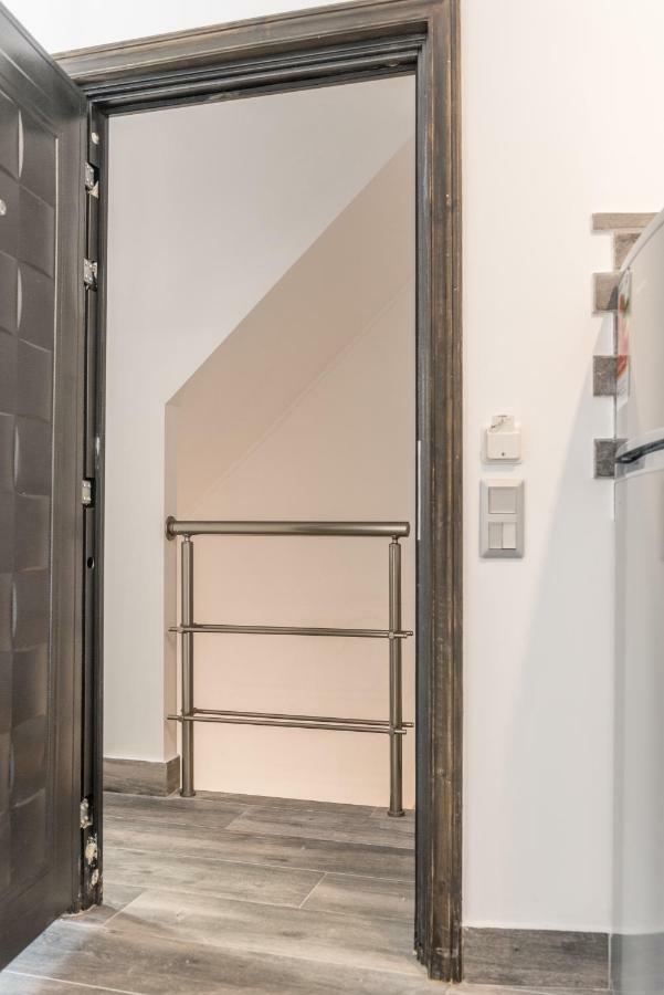 Corfu Downtown Suites Bagian luar foto