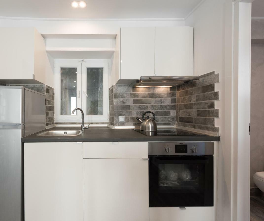 Corfu Downtown Suites Bagian luar foto