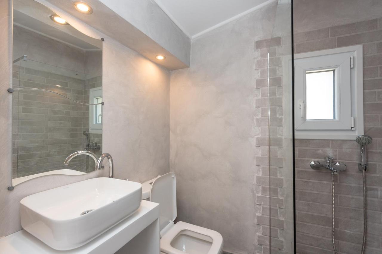 Corfu Downtown Suites Bagian luar foto